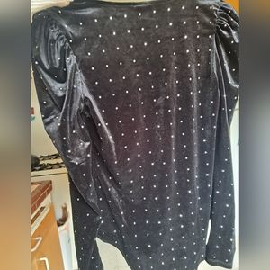 Velvet bedazzled Low cut Long sleeve